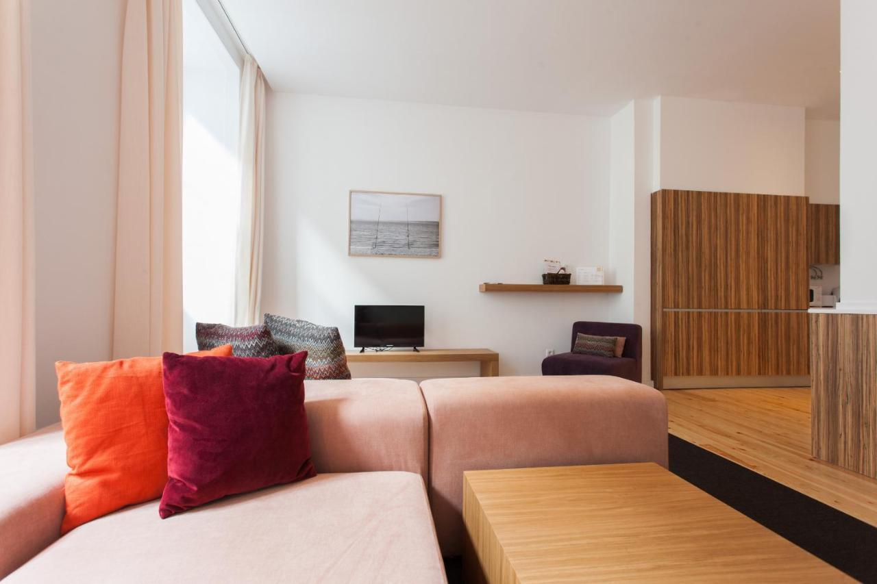 Apartamento FLH Baixa Luxury Apartment *